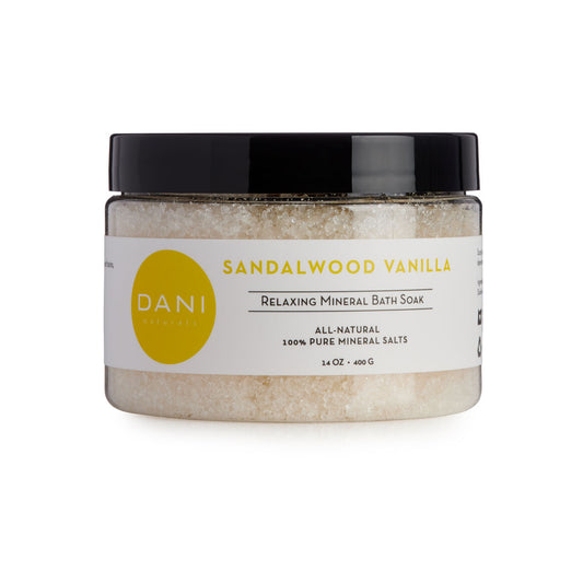 Mineral Spa Soak Sandalwood Vanilla Image 1